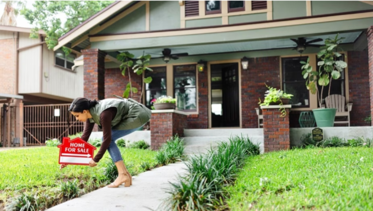 Kelley Blue Book enters home valuation and seller lead market