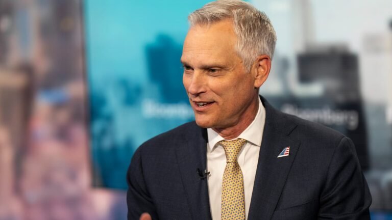 American Airlines CEO lays out vision to close $3 billion profit gap
