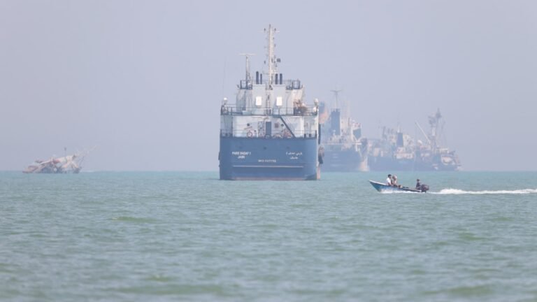 Oil tankers under attack in Red Sea, Strait of Hormuz and Black Sea