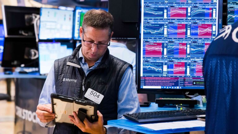 A toxic stew drags stocks lower as we look at what can get the AI trade back on track