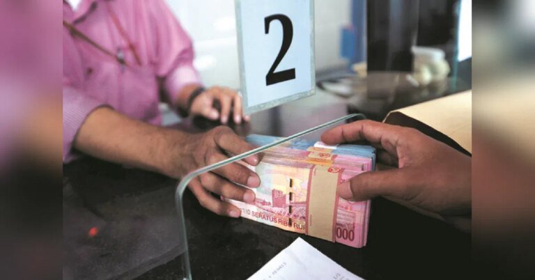 India, UAE central banks meet to discuss foreign-currency deposit issues | Finance News