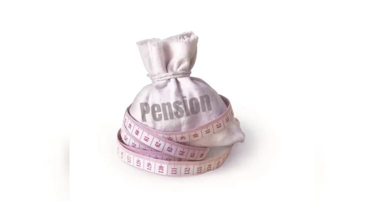 Will minimum go up to Rs 7,500 after EPS pension hike? Govt replies | Personal Finance