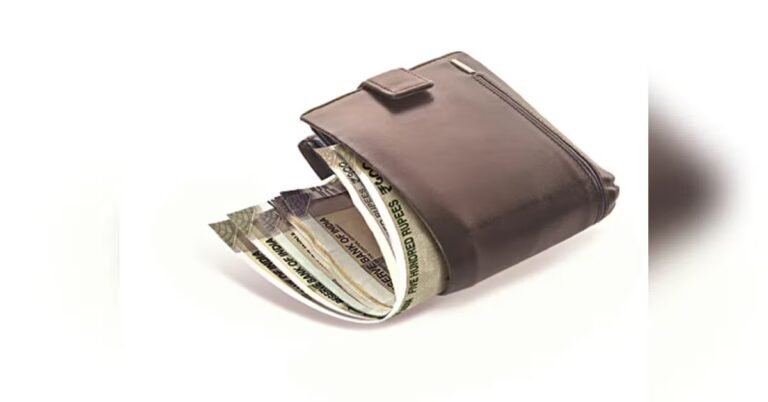 GPF interest rate remains at 7.1%: What it means for govt employees | Personal Finance