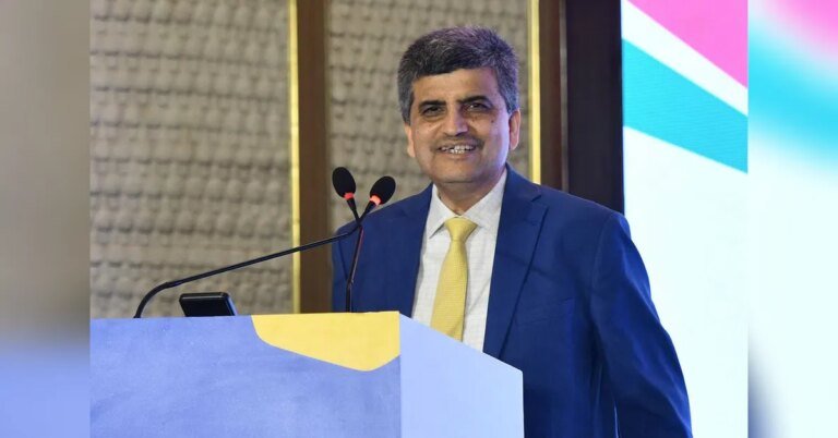 Irdai chief urges insurers to eliminate dark patterns from websites, apps | Insurance News