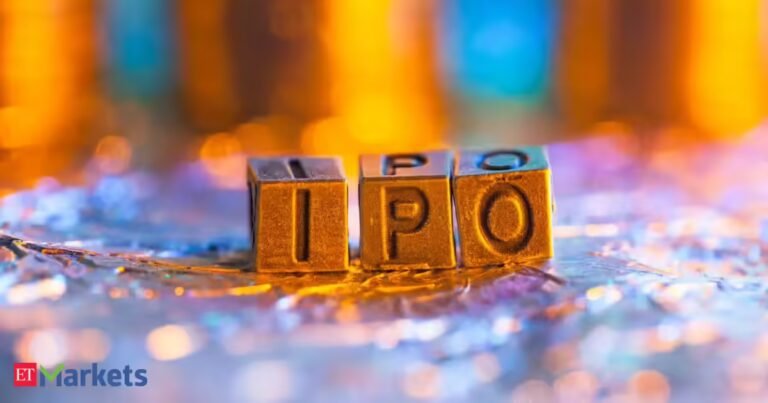 As issues line up, many companies join pre-IPO placement queue