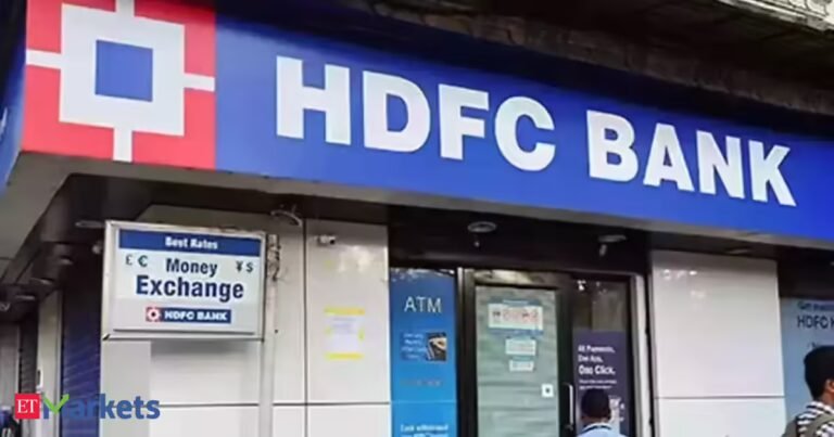 HDFC Bank shares drop 2%. What lies ahead as lender set to announce Q1 earnings this week?