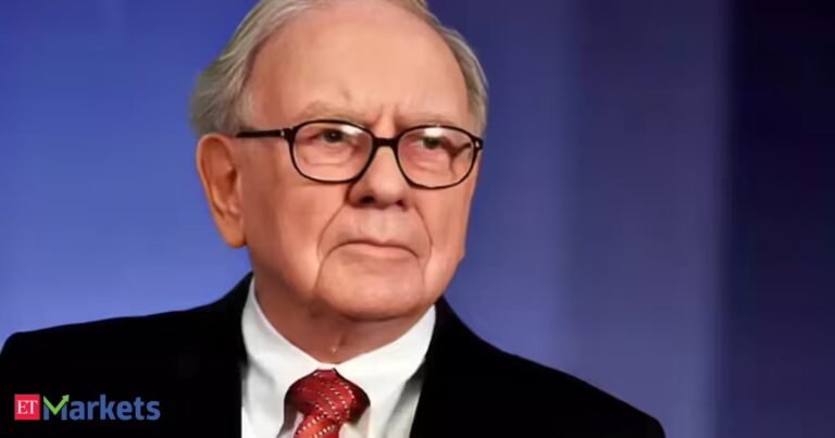 Warren Buffett plans to donate entire Berkshire Hathaway stake by 2034