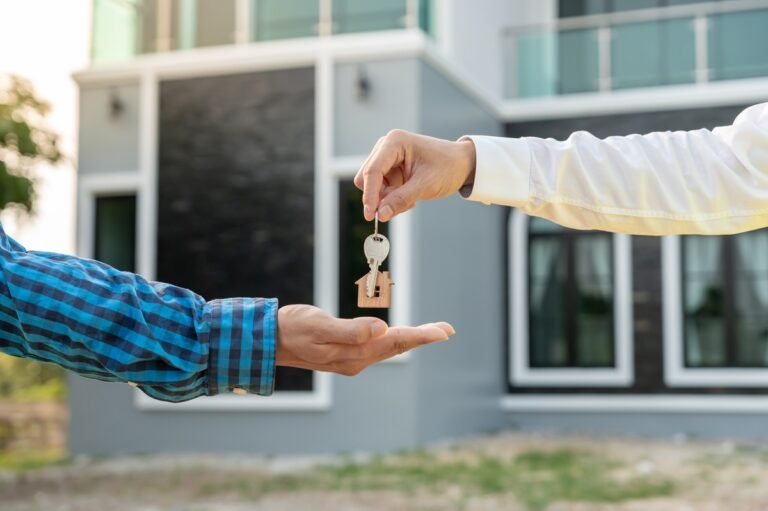 U.S. Homeowners Dodging Foreclosure with Short Sale Transactions