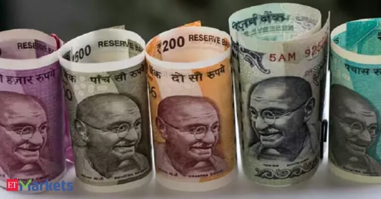 Rupee rebound bets vanish as soaring crude blunts inflows