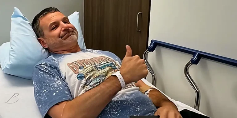 Man, 45, Diagnosed With Colorectal Cancer Shares His First Symptom
