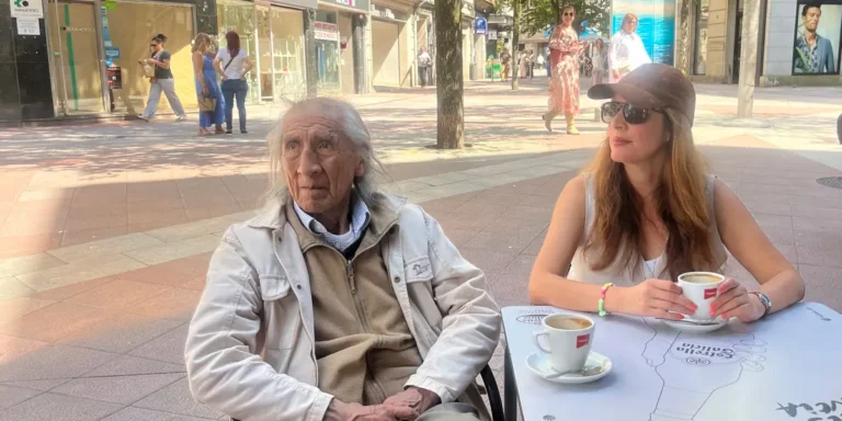 My Dad Has Alzheimer’s. We Decided Not to Put Him in a Care Home.