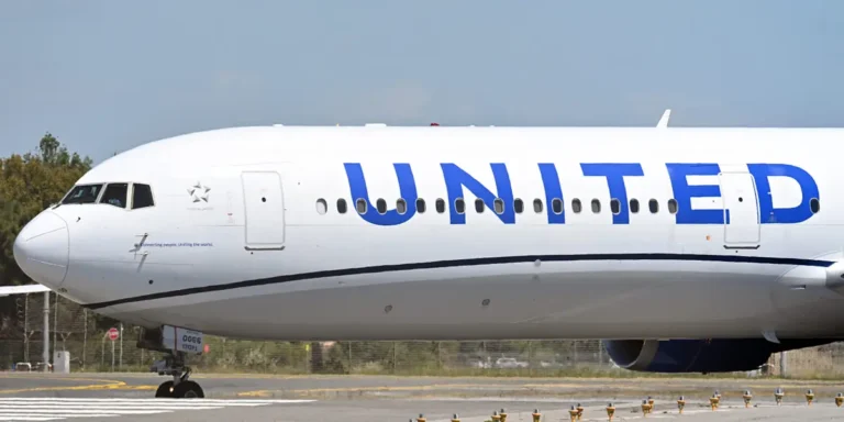 United Airlines Flights Delayed Nationwide After ‘Technology Issue’
