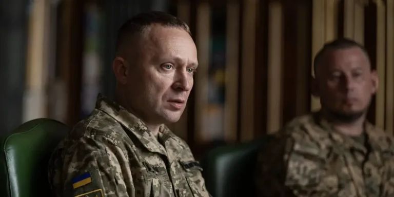 Ukraine’s New Top General, 43, Earned Fame With Flying Armored Vehicle