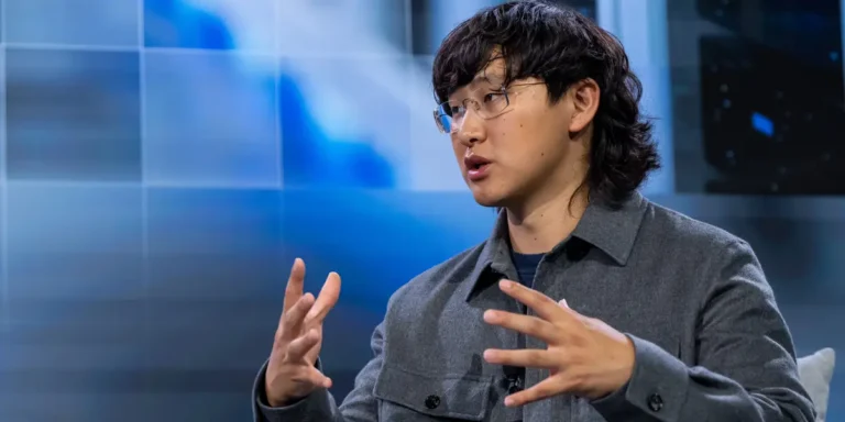 Alexandr Wang: Startups Are Now in a ‘Goliath Versus Goliath’ Fight