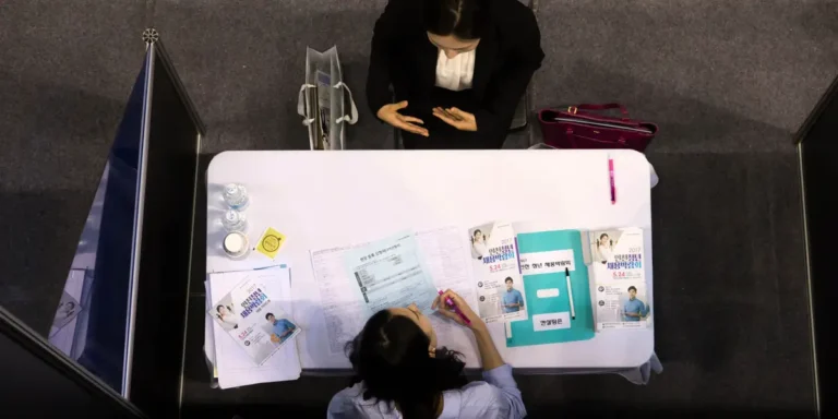 AI Is Pushing Tech Firms to Bring Job Interviews Back in Person: RTO Guru