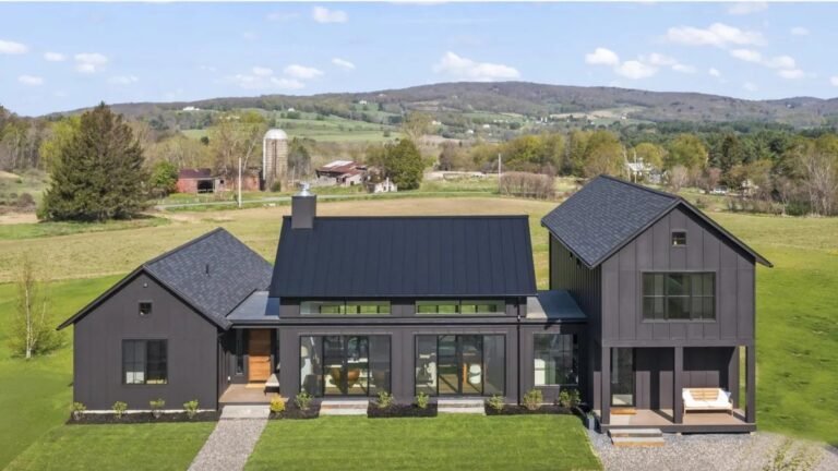 Hudson Valley Farmhouse Was Designed To ‘Frame’ Beauty of Nature