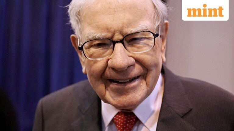 Berkshire has 30% of its portfolio in Apple, Alphabet: Expert says not ‘appropriate strategy’ for retail investors but…