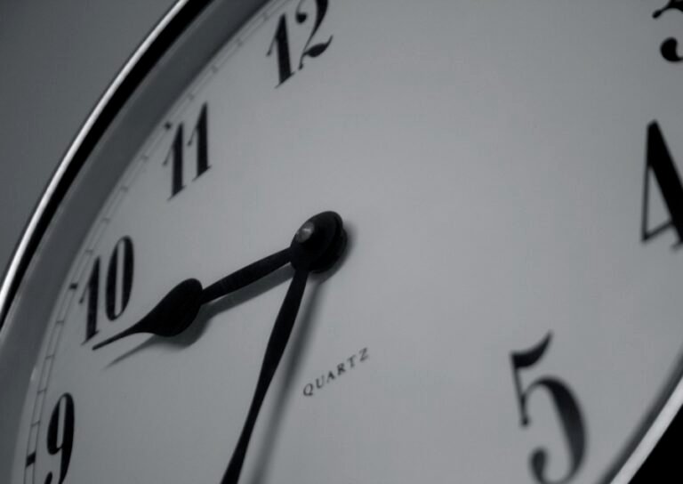 Round-the-clock trading is coming but Canadian investors are already there