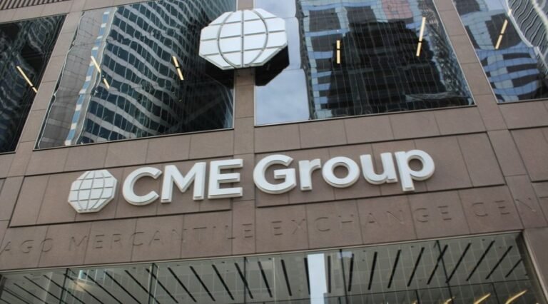 CME’s 24/7 Gold Futures Draw $60 Million in Debut Weekend While Crude Oil Stays Blocked