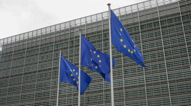 EU Lawmakers Look Beyond MiCA, Targeting DeFi and Staking