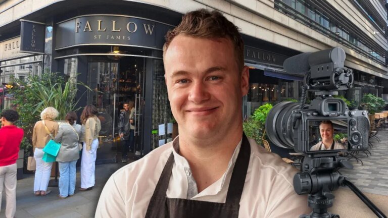 How a Croissant Photo Packed a Restaurant for Months