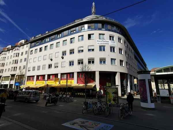 Revetas acquires Vienna commercial building for residential conversion