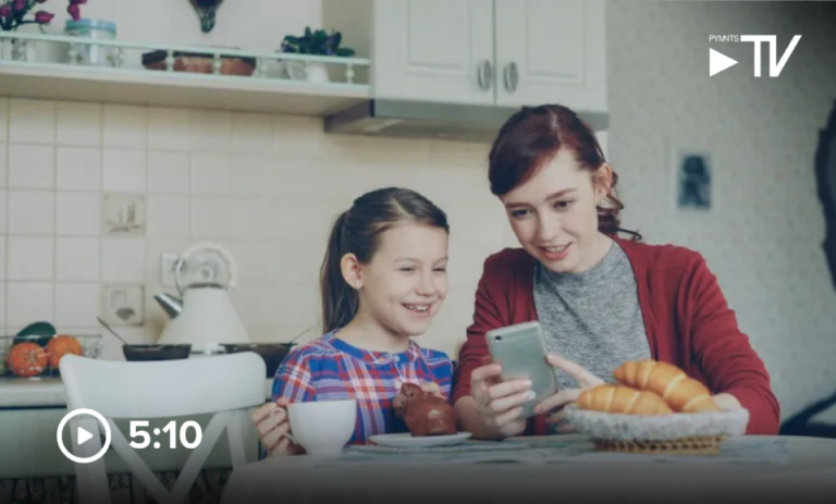 Meet the AI Mom Assistant With a Grocery List
