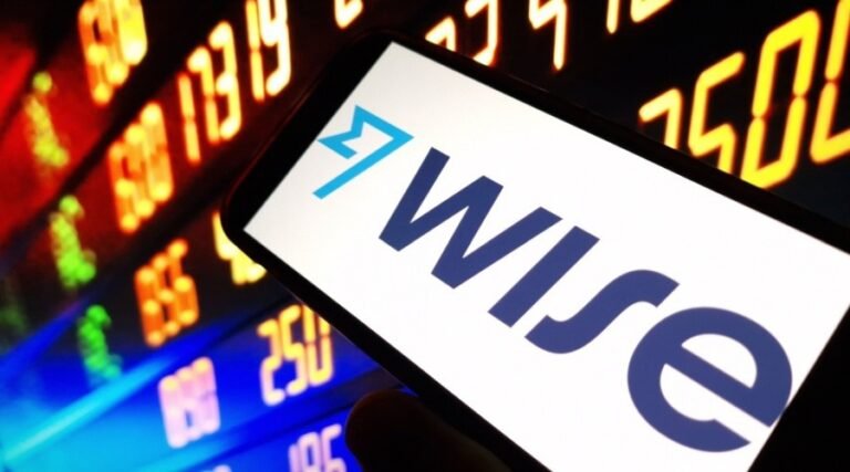 Wise Shares Tumble as US Regulator Denies Banking Licence Application