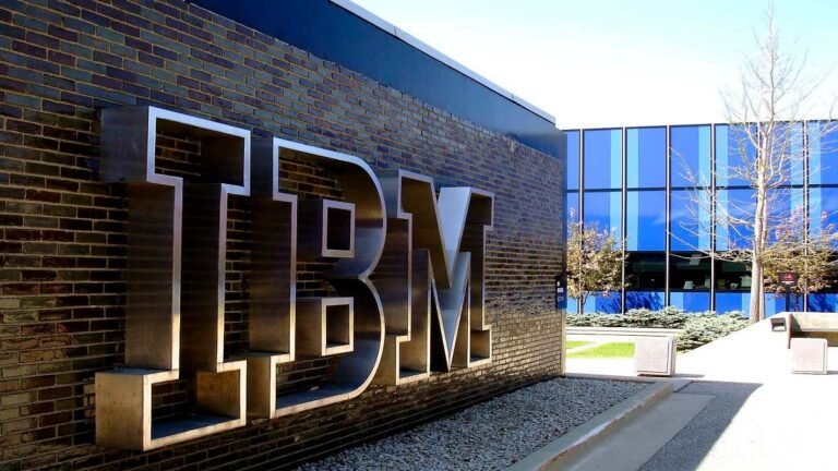 IBM Share Price Crashes 24% After Missing Revenue Estimates; Infosys, Wipro ADR Falls 8%, Hit by Tech Sell-Off