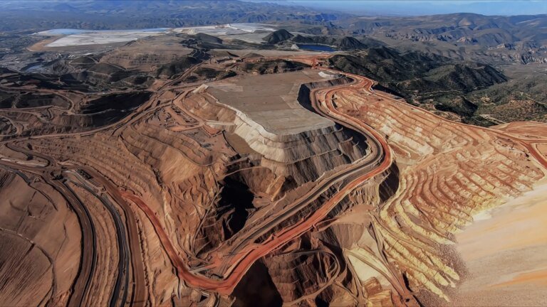 Franco-Nevada: Stable YTD, Gains Are Due