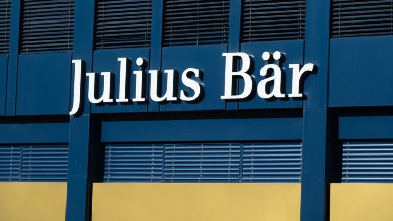 Julius Baer names Standard Chartered executive as new CFO