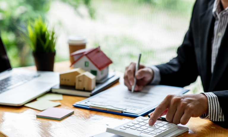 Nearly two in five Canadians now pick a broker for their mortgage: survey