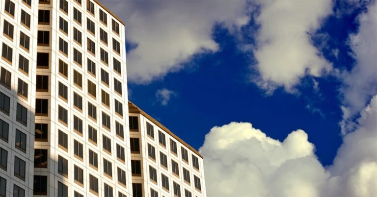 Multifamily vacancies rise as construction boom unwinds