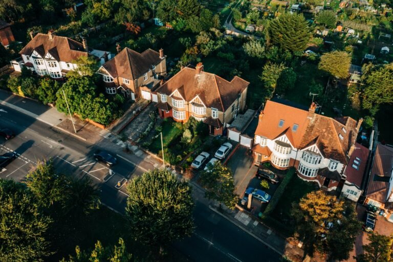 Lloyds House Price Index: Average property values rise for first time in four months