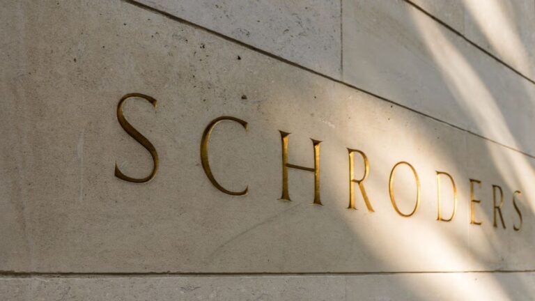 Schroders Wealth Management makes senior leadership changes