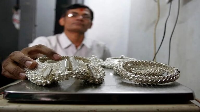 Silver Rates In India Missed Crash Party! 999 Purity Silver Flat Today, July 13; Check Latest Silver Prices
