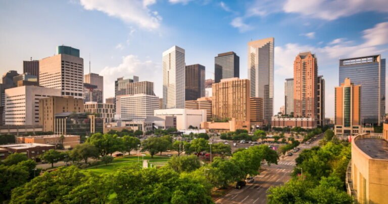 Houston OKs commercial paper program boost, cash flow borrowing