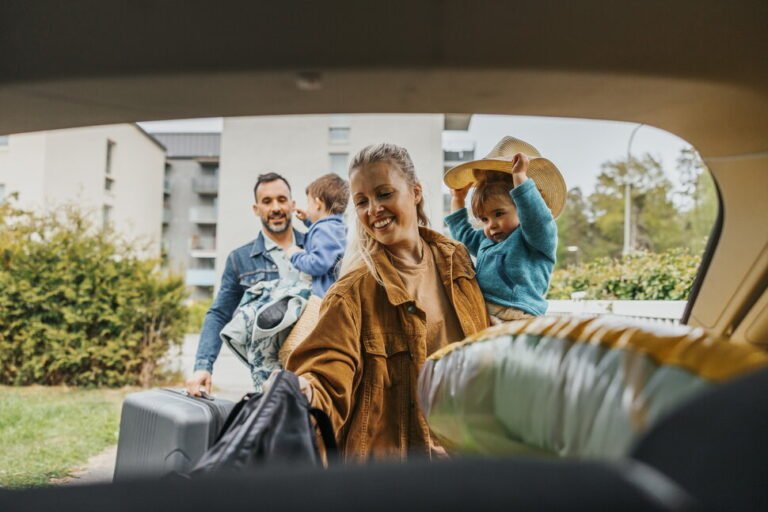 If You’re One of 71% Taking a Road Trip, Here Are the 5 Credit Cards to Consider | Credit Cards